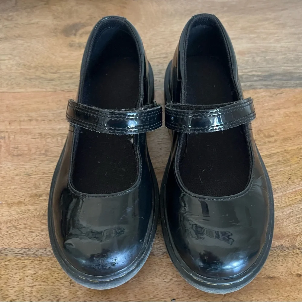 DR MARTENS JUNIOR MACCY BLACK PATENT LEATHER MARY JANE SHOES SIZE 1